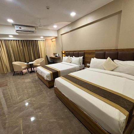 Hotel Grace Galaxy Mumbai Bagian luar foto