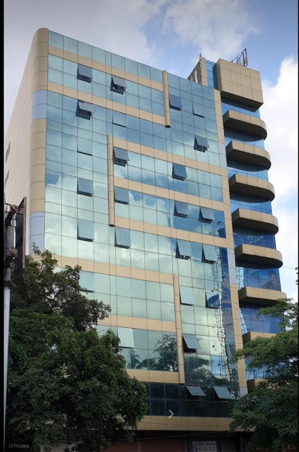 Hotel Grace Galaxy Mumbai Bagian luar foto