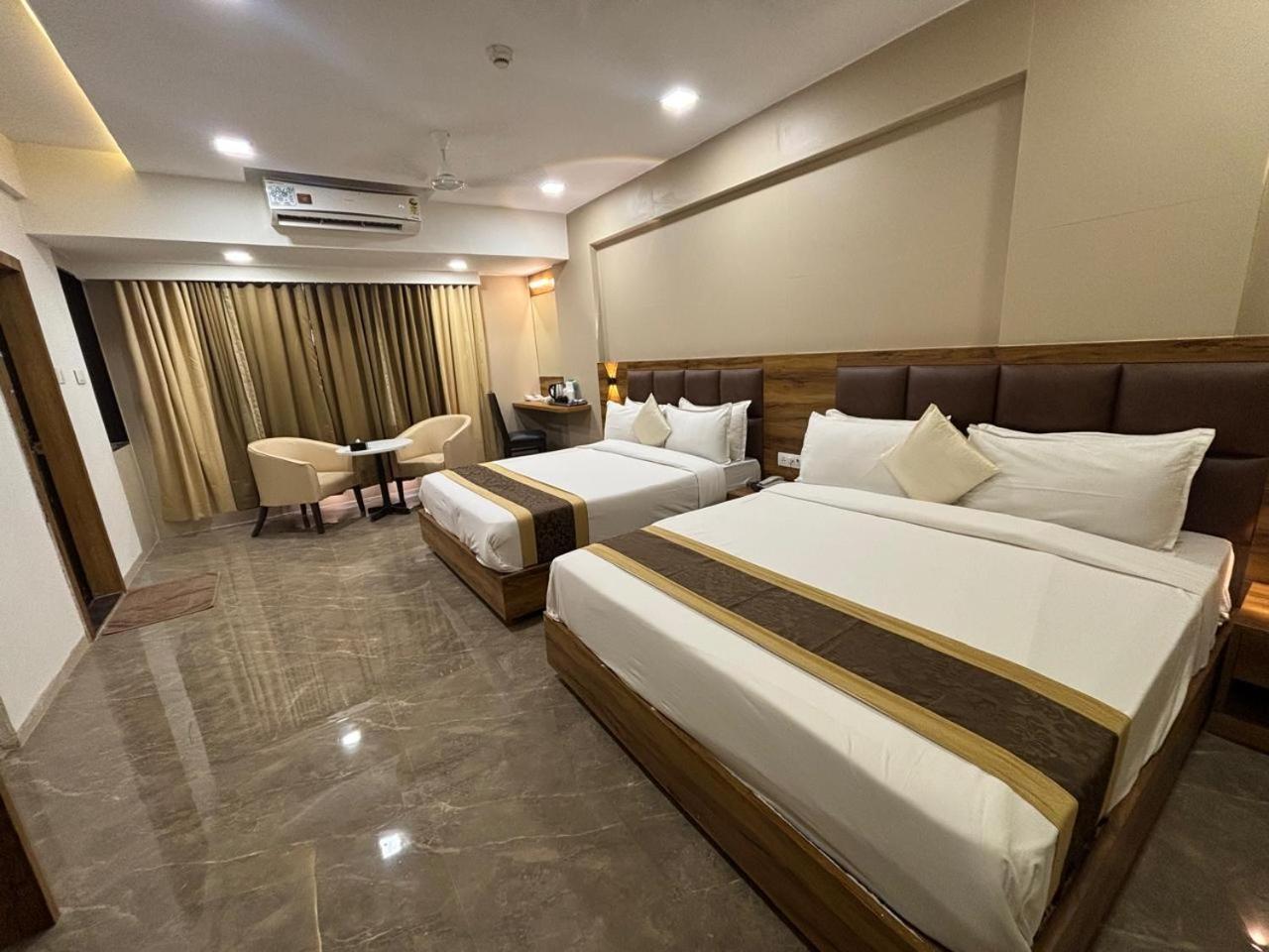 Hotel Grace Galaxy Mumbai Bagian luar foto